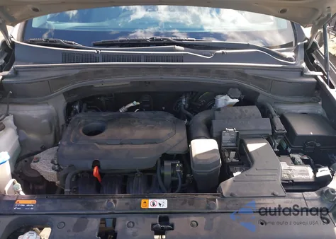 2017 Hyundai Santa Fe Sport 2.4L z USA, uszkodzony, nr VIN 5NMZT3LB1HH017723